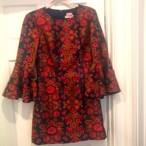 Trina Turk Stunning bell sleeve dress❤️🍷❤️sz4